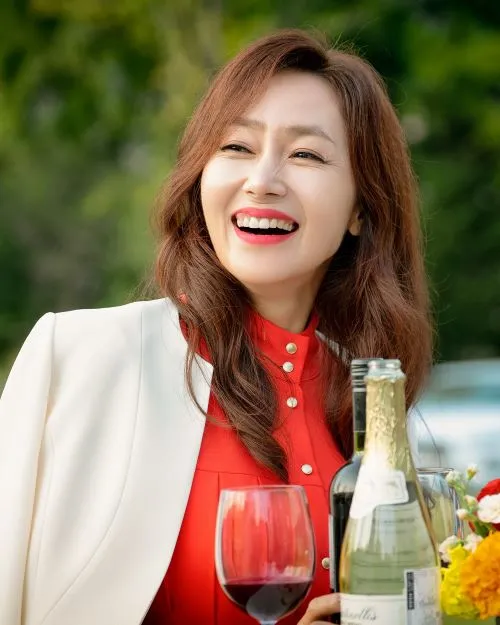 オム・ヒョジョン