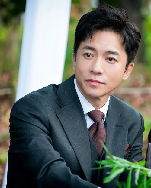 ソン・ジェヒョク