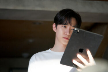 Netflixオリジナルドラマ『セレブリティ』清掃員としてジュノが登場!なぜアリのアカウントを見ていたのか?
